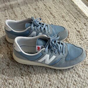 New Balance 420 Sneakers